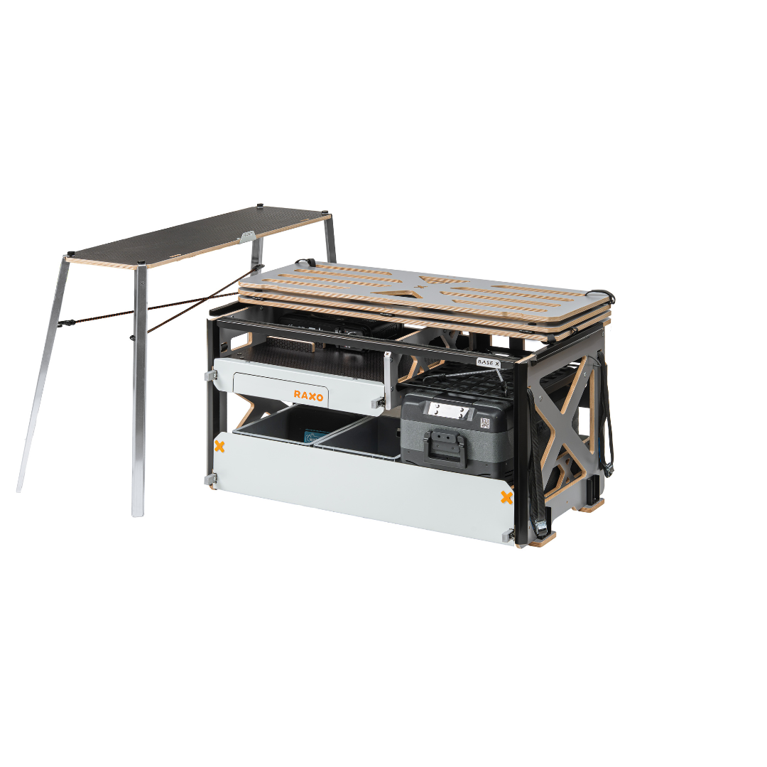 RAXO BASE X med utfelt bordplate og oppbevaring foran